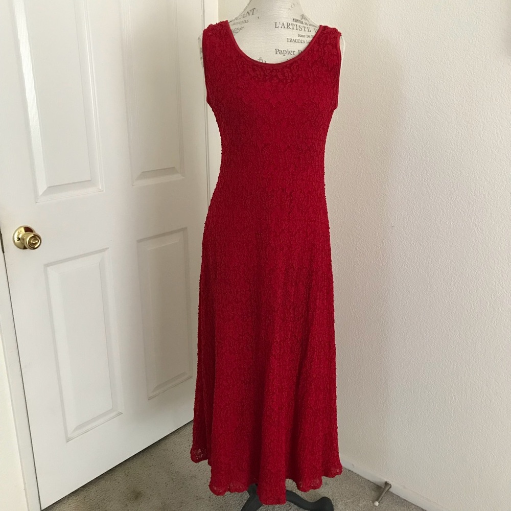 Mackays red dress